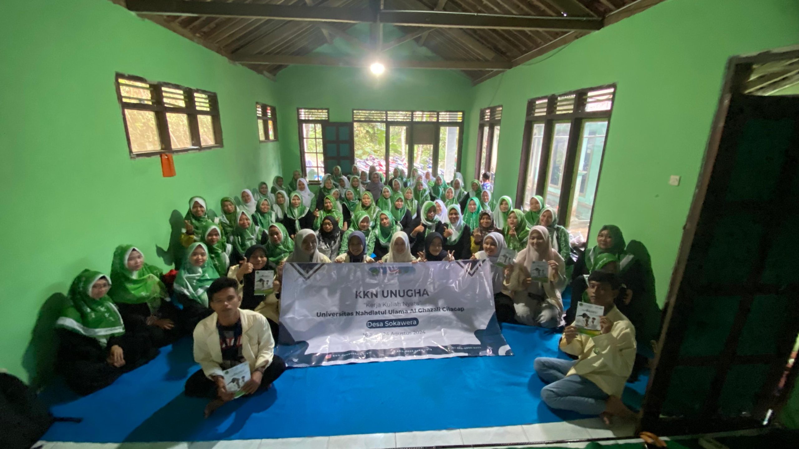 Sosialisasi Literasi Digital "Etika Berkomunikasi Dalam Bermedia Sosial" Bersama Fatayat NU Ranting Sokawera Timur